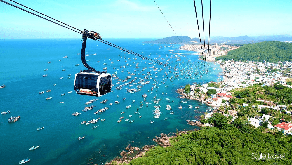 Ride the Hon Thom Cable Car